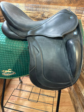 18" Stubben Centurion Dressage